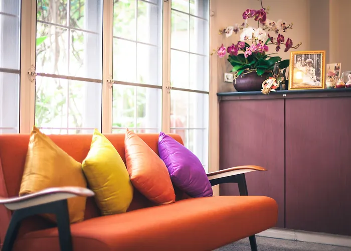 Hotel The Sunrise Bangkok