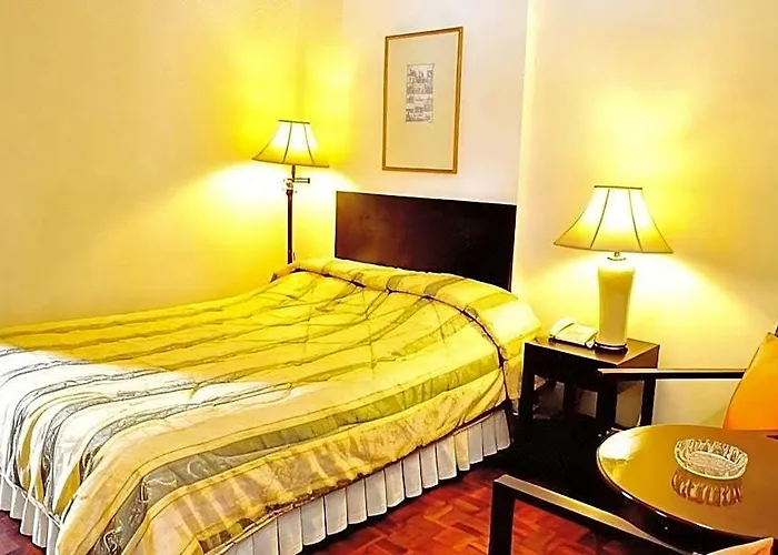 The Sunrise Hotel 2*