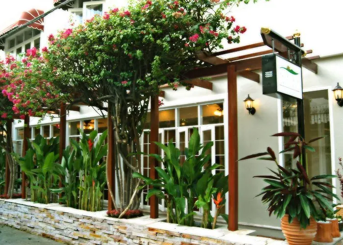 The Sunrise Hotel 2*