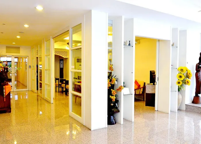Hotel The Sunrise Bangkok